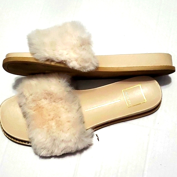 Dolce Vita Mochi Cream Fuzzy Comfy Soft Slip On Slide Sandals - Picture 5 of 9